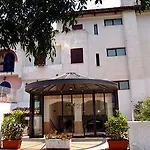 Kalos גיארדיני נאקסוס