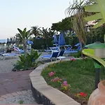 Kalos 3* جيارديني ناكسوس