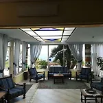 Kalos فندق