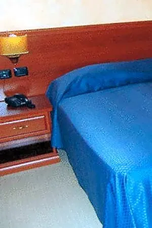 Hotel Kalos Giardini-Naxos