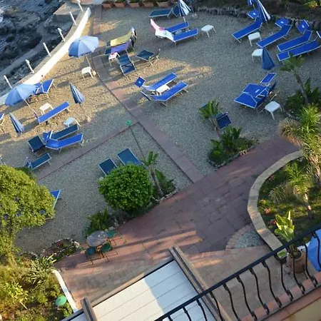 Kalos Giardini-Naxos