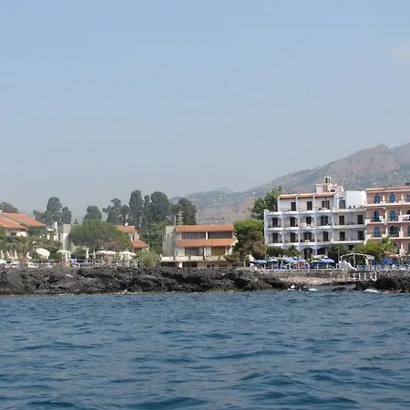 Kalos Hotel