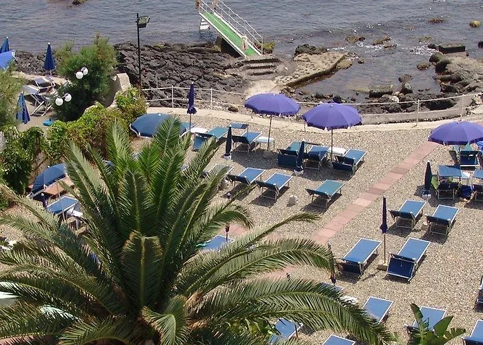 Hotel Kalos Giardini-Naxos