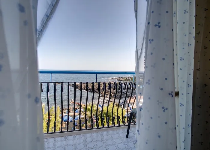Kalos Giardini-Naxos